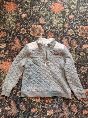 Vineyard Vines Light Gray Quilted Zip Hoodie with White Collar